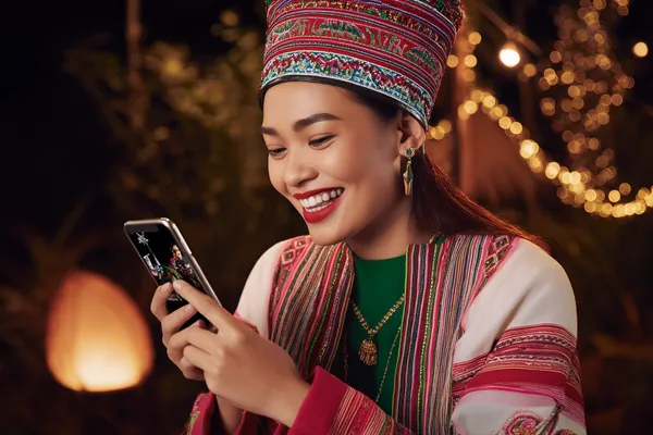 A confident dealer surrounded by casino chips inviting players to access their MALIWIN account, reflecting quick and easy login options.